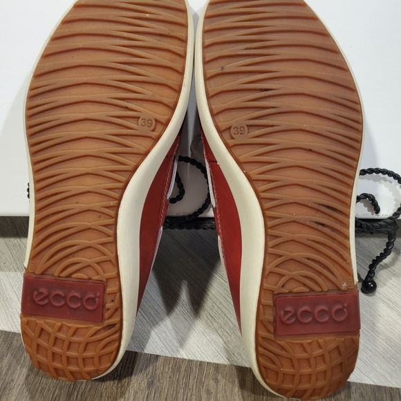 Ecco Women's Vibrant Red Leather Flats Size 39 - Picture 12 of 12